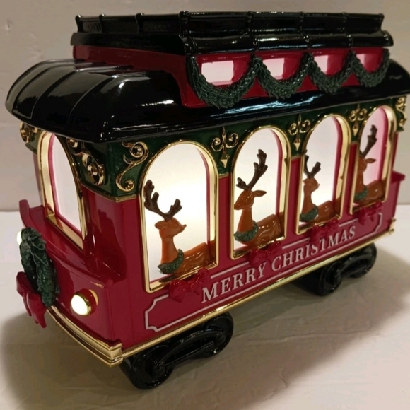 Bath & Body Works 2025 Trolley Light Up Candle Holder Holiday Limited Edition - Picture 8 of 13